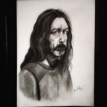 Il mio progetto del corso: Ritratto realistico con matite di grafite. Un proyecto de Ilustración tradicional, Bellas Artes, Bocetado, Dibujo a lápiz, Dibujo, Dibujo de Retrato, Dibujo realista, Dibujo artístico y Dibujo anatómico de Maria Di Giovanni - 23.03.2022