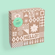CAMALOON Wellcome packs. Traditional illustration, Packaging, Br, ing & Identit project by Silvio Díaz Labrador - 01.01.2022