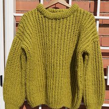 Il mio progetto del corso: Uncinetto: crea indumenti con un solo ferro. Un progetto di Fashion design, Fiber Art, DIY, Uncinetto e Textile Design di gemma1978 - 25.03.2022