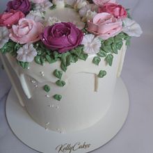 Mi Proyecto del curso: Flores de crema de mantequilla para cake design. Design, and DIY project by palacios_daniela7 - 03.27.2022