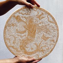 Lastre per tavolo a mosaico, legate al mondo sottomarino. Un proyecto de Cerámica e Ilustración tradicional de Clara Holt - 29.03.2022