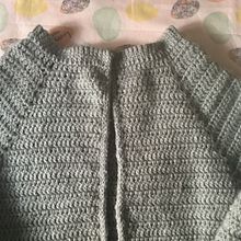 Mi Proyecto del curso:  Top-down: prendas a crochet de una sola pieza. Fashion Design, Fiber Arts, DIY, Crochet, and Textile Design project by Reyes Esteban Moreno - 03.30.2022