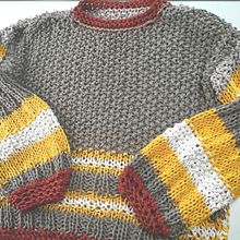 Il mio progetto del corso: Introduzione al lavoro a maglia di indumenti oversize. Accessor, Design, Fashion Design, Fiber Arts, and Knitting project by katia - 04.01.2022