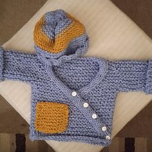 Mi Proyecto del curso: Tejido de punto para prendas infantiles. Un progetto di Fashion design, Fiber Art, DIY, Maglia e Textile Design di arobbita_lulu - 01.04.2022