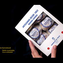 Desarrollo de Identidad corporativa, diseño de packagings y envoltorios. Un proyecto de Diseño, Ilustración tradicional, Publicidad, Br e ing e Identidad de Gloria Garrastazul - 03.04.2022