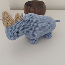 Meu projeto do curso: Design e criação de amigurumis. Un progetto di Artigianato, Design di giocattoli, Fiber Art, DIY, Uncinetto, Amigurumi e Textile Design di Jessica Firmino - 04.04.2022