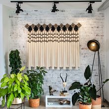 Serie: SIKUANI. Artesanato, Artes plásticas, Design têxtil, Criatividade, Tecido, Tecelagem, Macramê, e Decoração de interiores projeto de Ancestral - 06.04.2022