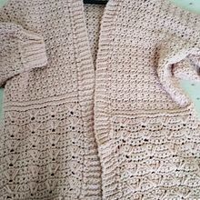 Il mio progetto del corso: Uncinetto: progetta e realizza vestiti con un tocco romantico. Fashion Design, Fiber Arts, DIY, Crochet, and Textile Design project by cinziabred - 04.07.2022