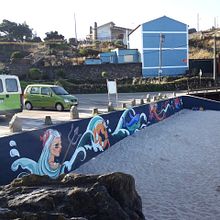 Mural en la playa. Street Art, and Traditional illustration project by Tamara Baz - 04.08.2022