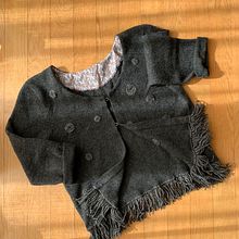 Il mio progetto del corso: Tecniche di refashion per un guardaroba sostenibile. Projekt z dziedziny Projektowanie mod,  Tkactwo, DIY, Upc, cling, Wzornictwo tekst i liów użytkownika labottegadilupino - 11.04.2022