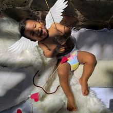 Cumple Mes de Cupido. Photograph project by Clara Sousa - 04.11.2022
