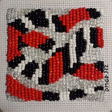 Bordado Coral miçangas. Embroider project by Denise M G Dias - 04.12.2022
