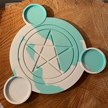 Mon projet du cours : Techniques décoratives en résine acrylique . Desain Aksesori, Seni, Kerajinan, Dan DIY proyek oleh Sandrine Laskawiec - 04.12.2022