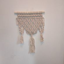 Mein Kursprojekt: Makramee: einfache und komplizierte Knoten. Un progetto di Design di accessori, Interior design, Interior Design, Fiber Art, Macramè e Textile Design di majbond - 13.04.2022