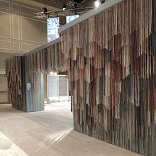 Shaw Floors Installation. Un progetto di Fiber Art, Belle arti, Scenografia e Artigianato di Trish Andersen - 13.04.2022