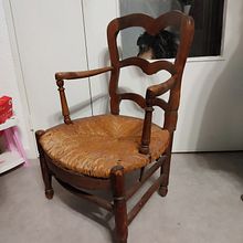 Mi Proyecto del curso: Restauración y tapizado de sillas. Arts, Crafts, Furniture Design, Making, Interior Design, DIY, Woodworking, Upc, and cling project by isastigrinanmaria - 04.17.2022