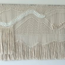 My project for course: Introduction to Macramé: Creation of a Decorative Tapestry. Accessor, Design, Arts, Crafts, Interior Design, Decoration, Fiber Arts, Macramé, and Textile Design project by jbhandcraft - 04.19.2022