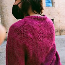 Mi Proyecto del curso: Diseño y tejido de prendas de punto sin costuras con agujas circulares. Fashion Design, Fiber Arts, DIY, Knitting, Accessor, and Design project by maies81 - 04.19.2022