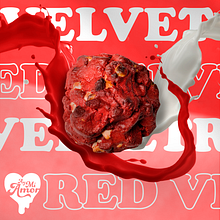 Red Velvet mi amor.. Art Direction, Photograph, Post-production, Photo Retouching, Product Photograph, Digital Photograph, and Food Photograph project by Omar Lopez Cerrito - 04.19.2022