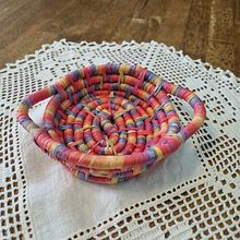 Mi Proyecto del curso: Cestería para principiantes: la técnica de espiral. Un proyecto de Diseño de complementos, Artesanía, Diseño de moda, Tejido y Diseño textil de Sara Cristina Fernández González - 25.04.2022