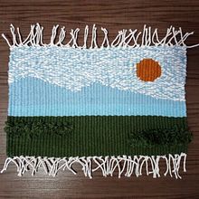 Meu projeto do curso: Técnicas de tecelagem para criar tapeçarias. Un projet de Création d'accessoires, Artisanat, Décoration , et Décoration d'intérieur de Maica Alves de Souza - 27.04.2022