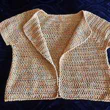 Mi Proyecto del curso:  Top-down: prendas a crochet de una sola pieza. Fashion Design, Fiber Arts, DIY, Crochet, and Textile Design project by Marta Guerrero - 04.27.2022