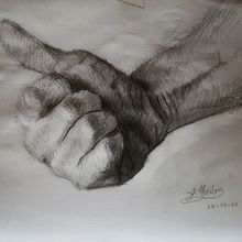 Dibujo Cross Hatching Mano. Pencil Drawing, Artistic Drawing, and Figure Drawing project by Juan Morales - 09.19.2020