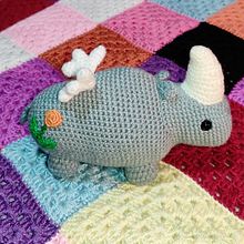 Mi Proyecto del curso: Diseño y creación de amigurumis. Artesanato, Design de brinquedos, Tecido, DIY, Crochê, Amigurumi, e Design têxtil projeto de Gumigurumis uio - 01.05.2022