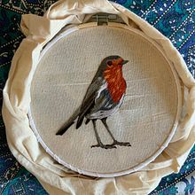 My project for course: Painting with Thread: Textile Illustration Techniques. Traditional illustration, Embroider, and Textile Design project by Laura Mannucci - 05.04.2022