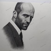 My project for course: Realistic Portrait with Graphite Pencil. Un progetto di Illustrazione tradizionale, Belle arti, Bozzetti, Disegno a matita, Disegno, Disegno di ritratti, Disegno realistico, Disegno artistico e Disegno anatomico di sameem ahmad - 03.05.2022
