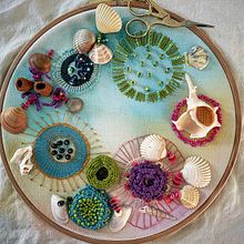 Broderie et crochet . Crochet, and Embroider project by Christine Belin-Munier - 05.06.2022