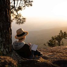 Solo Travelling. Un proyecto de Escritura, Creatividad, Stor, telling, Narrativa y Escritura creativa de babiskokovidis - 06.05.2022