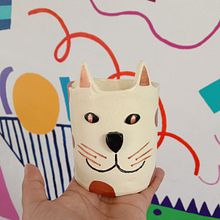 Gato . Ceramics, Fine Arts, Creating with Kids, and Creativit project by Margarita Gonzalez - 04.17.2022
