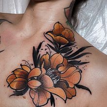 Golden flowers. Un projet de Conception de tatouage de Olie Siiz - 08.05.2022