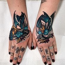 Hand tattoos. Tattoo Design project by Olie Siiz - 05.08.2022