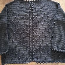 Mi proyecto del curso:  Top-down: prendas a crochet de una sola pieza. Fashion Design, Fiber Arts, DIY, Crochet, and Textile Design project by Carolina alveal - 05.11.2022