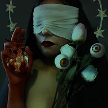 Mi proyecto del curso: Autorretrato fotográfico conceptual. Photograph, Post-production, Photo Retouching, Portrait Photograph, Fine-Art Photograph, Photomontage, and Self-Portrait Photograph project by Lissi Ragreh - 05.09.2022