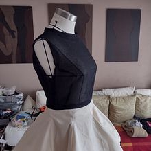 My project for course: Sewing Machine 101: Make Your First Dress. Un proyecto de Diseño de moda, Costura, DIY, Patronaje y confección			 de Flore Nzoghe - 15.05.2022