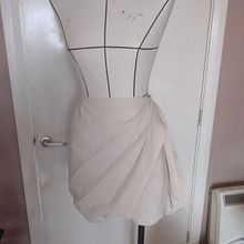 My project for course: Introduction to Fashion Draping: Create Custom Womenswear. Un proyecto de Diseño de moda, Costura, Patronaje y confección			 de Flore Nzoghe - 14.05.2022