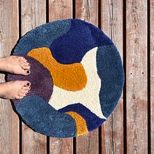 Tapis rond 70cm 27 pouces . Un proyecto de Artesanía de Maryline Lambelin - 15.05.2022