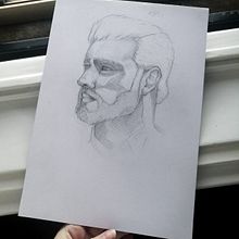 My project for course: Portrait Sketchbooking: Explore the Human Face. Un progetto di Bozzetti, Disegno, Disegno di ritratti, Disegno artistico e Sketchbook di Ilona Stepanyshyna - 17.05.2022