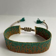 My project for course: Beaded Jewelry Design: Weave Elegant Patterns. Accessor, Design, Arts, Crafts, Jewelr, Design, and Fiber Arts project by Fiorella Garino - 05.14.2021