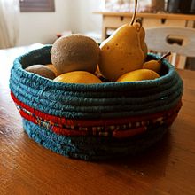 Il progetto di Ascescia . Design accesoriu, Arte și meșteșuguri, Design vestimentar, Arte din fibre, Design textil, Creativitate și Coasere de Alessia Bortolotto - 05.18.2022