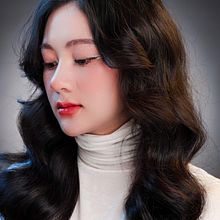 My project for course: Modern Headshot Photography: Capture Profound Portraits. Photograph, Portrait Photograph, Photographic Lighting, Studio Photograph, Digital Photograph, and Fine-Art Photograph project by Hoang Nam Hai - 05.20.2022