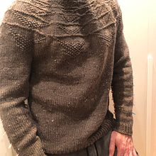 Mi proyecto del curso: Diseño y tejido de prendas de punto sin costuras con agujas circulares. Accessor, Design, Fashion Design, Fiber Arts, DIY, and Knitting project by maiae_222 - 04.22.2022