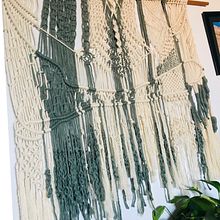 Mi proyecto del curso: Macramé: nudos básicos y complejos. Accessor, Design, Interior Design, Decoration, Fiber Arts, Macramé, and Textile Design project by Leticia Mori - 05.26.2022