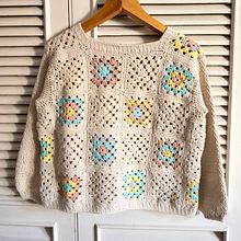 Mi proyecto del curso: Grannies de crochet: haz tu propio suéter. Fashion Design, Fiber Arts, DIY, Crochet, and Textile Design project by Maria Briatore - 05.31.2022