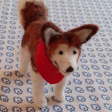 Creazione di animali con needle felting. Arts, and Crafts project by Milena Carli - 06.05.2022