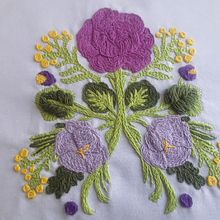 Mi proyecto del curso: Técnica de bordado con paso atrás. Embroider, and Textile Design project by Catalina Moreno - 06.05.2022
