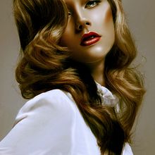 Retoque Fotográfico. Un progetto di Fotografia, Pubblicità, Design, Design editoriale, Graphic design, Design industriale, Ritocco fotografico, Fotografia di ritratto, Fotografia di moda, Fotografia di prodotti, Fotografia in studio e Fotografia digitale di Victoria Puerto Gallardo - 08.06.2022